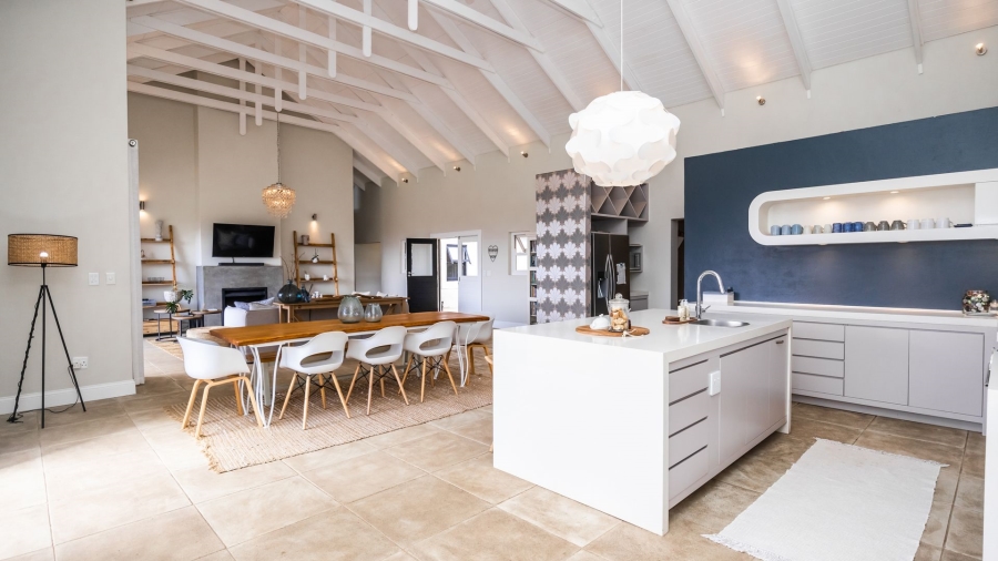 4 Bedroom Property for Sale in The Coves North West